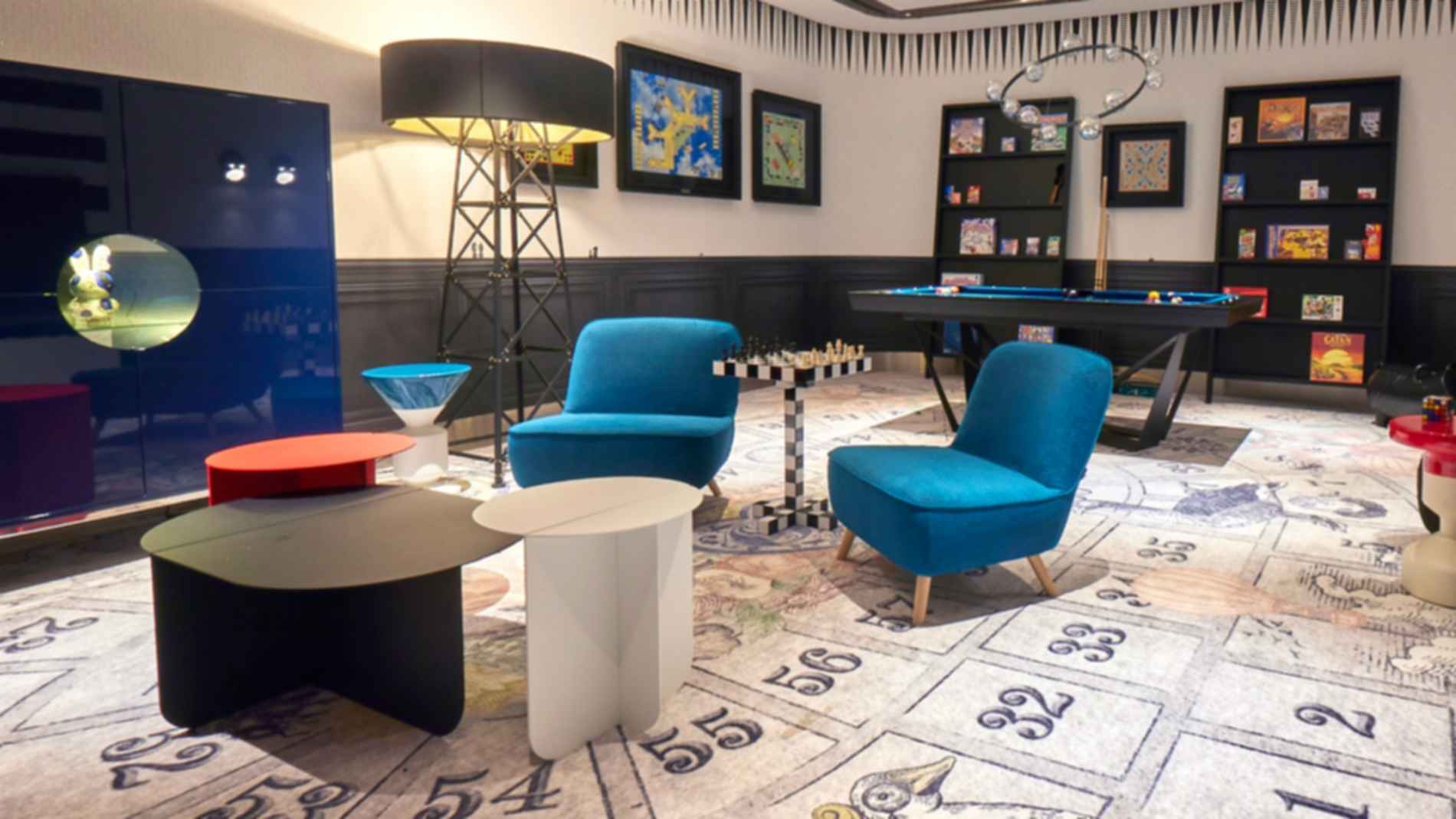 VIP Centre at Amsterdam Airport Schiphol - Games Lounge