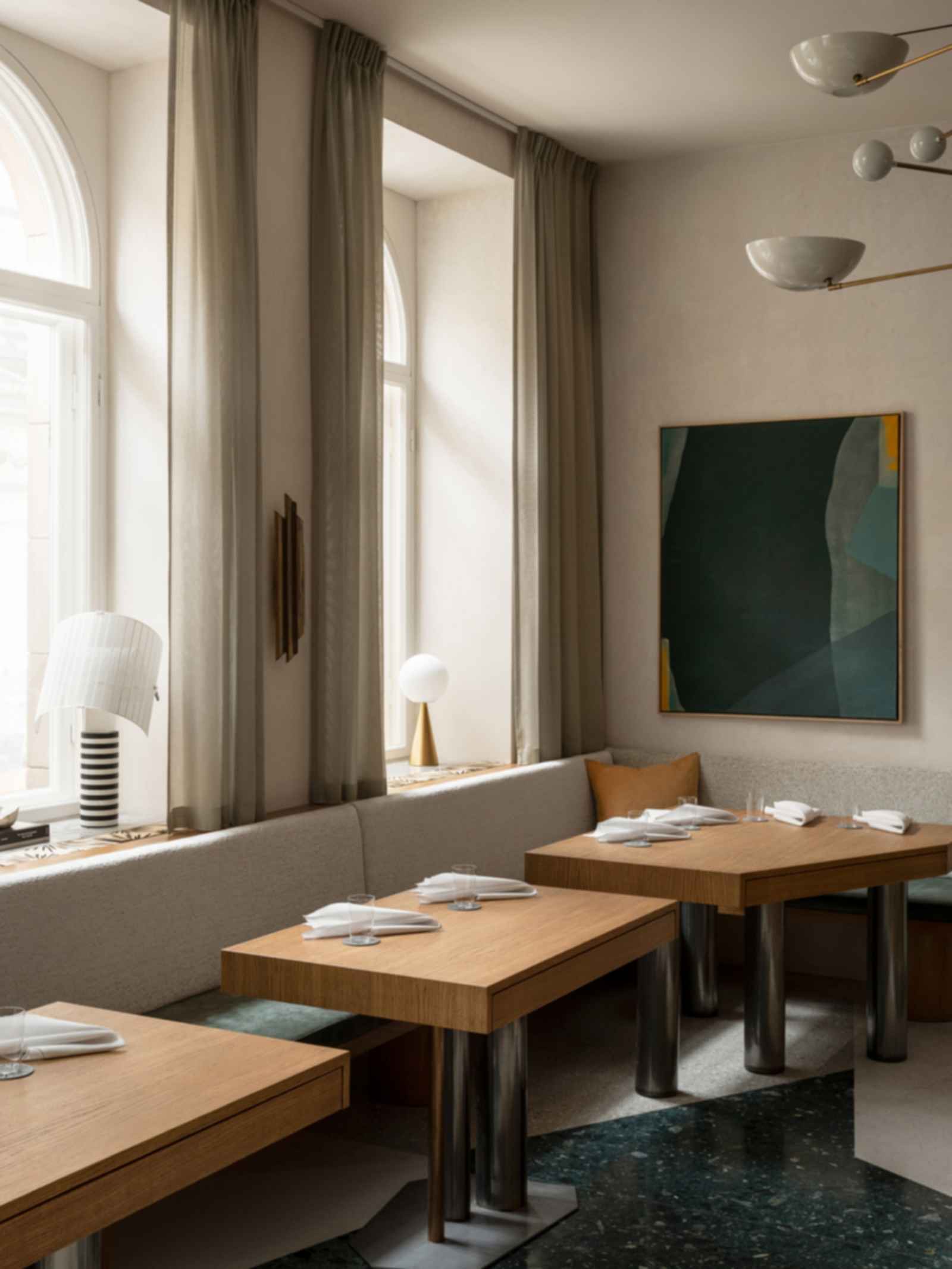 Persona Restaurant - Seating