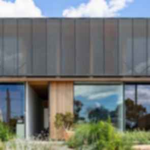 Courted House - Façade