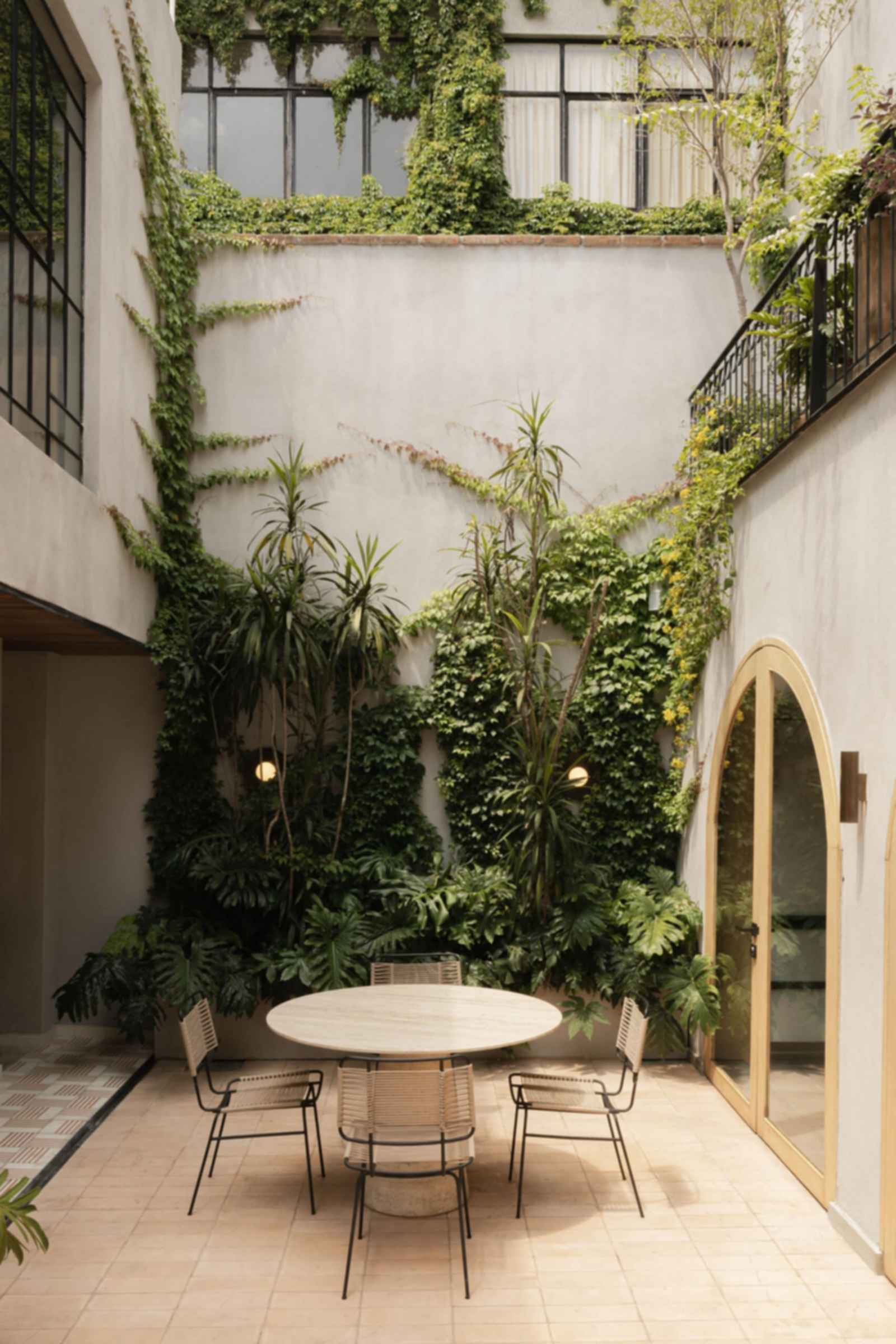 Casa Mezcal - Courtyard