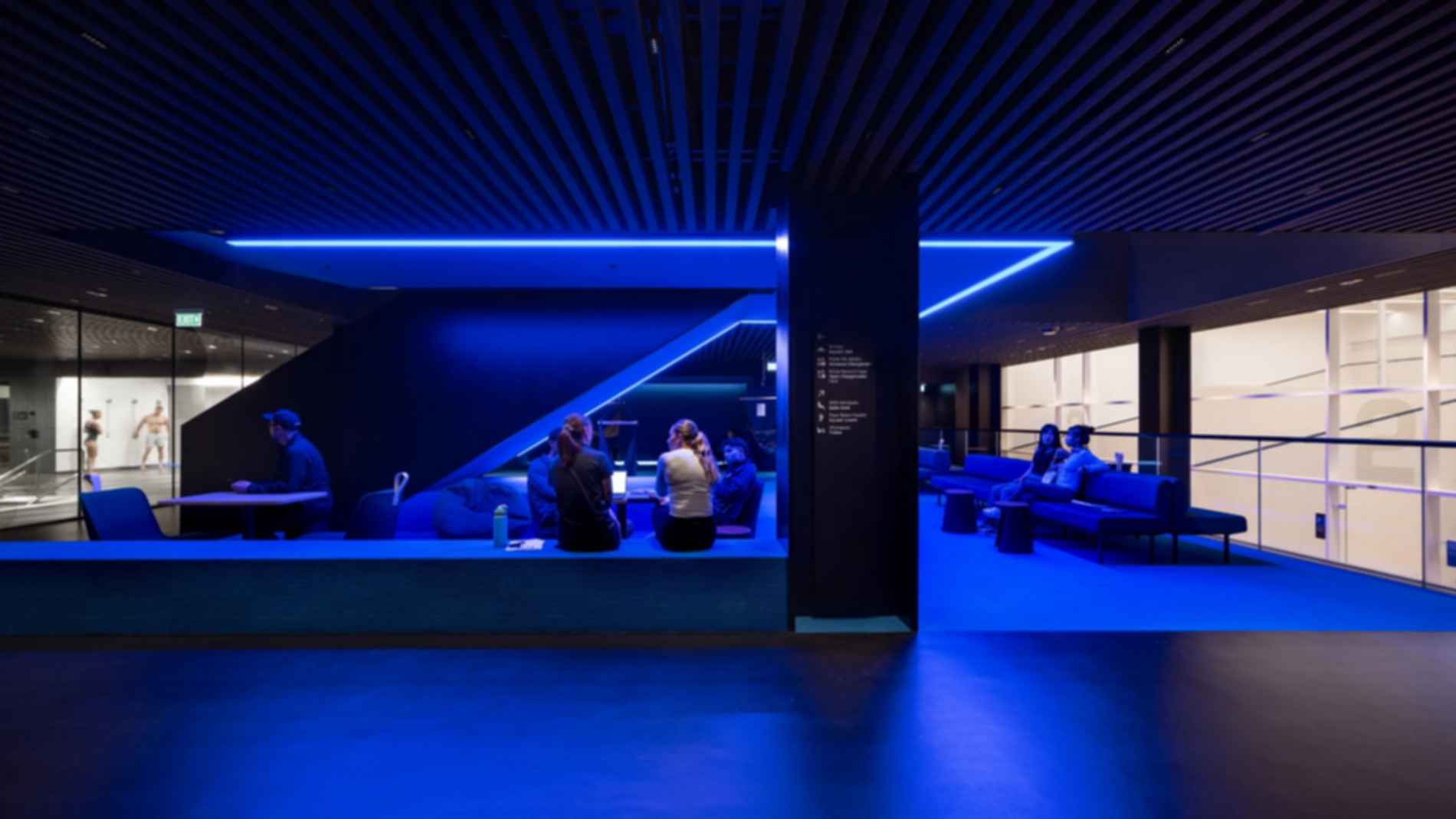 Hiwa Recreation Center - Lounge