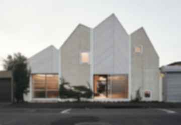 RaeRae House - Exterior