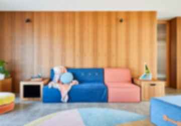 RaeRae House - Seating