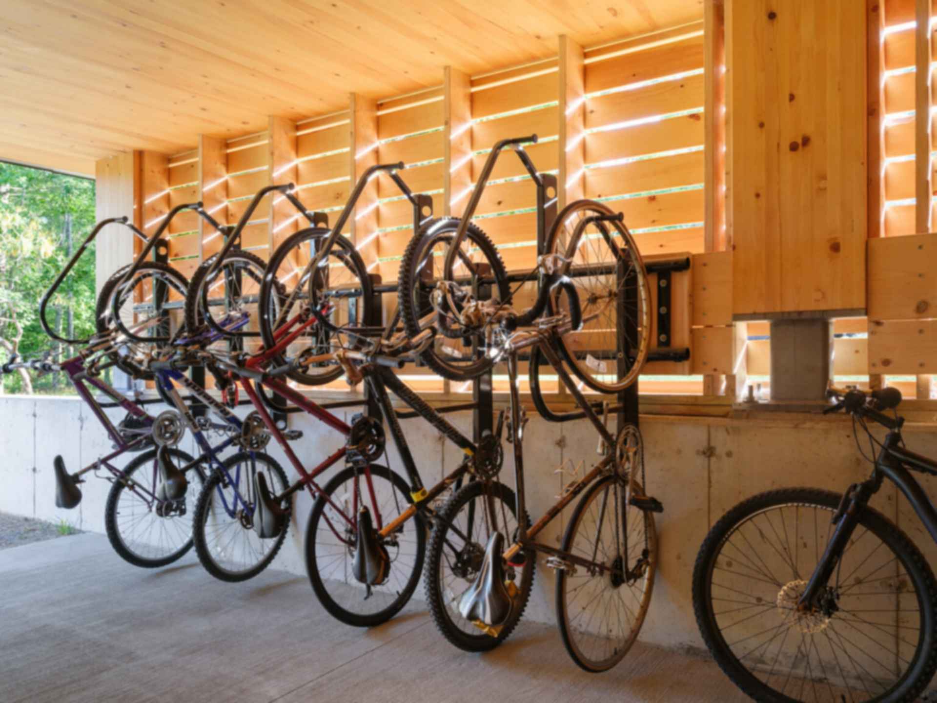Massivhaus Student Housing - Bike Park