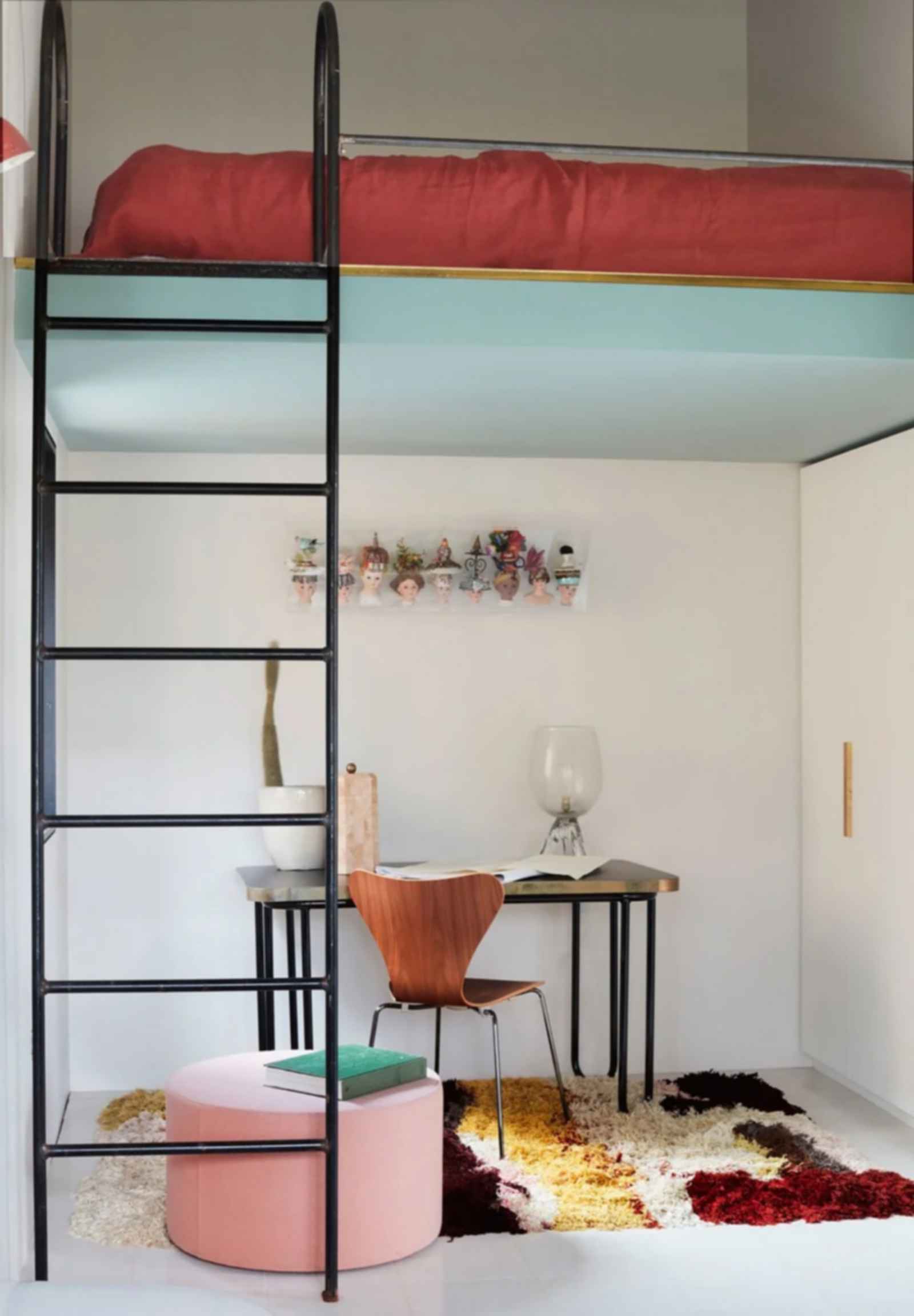 Polychrome House - Interior