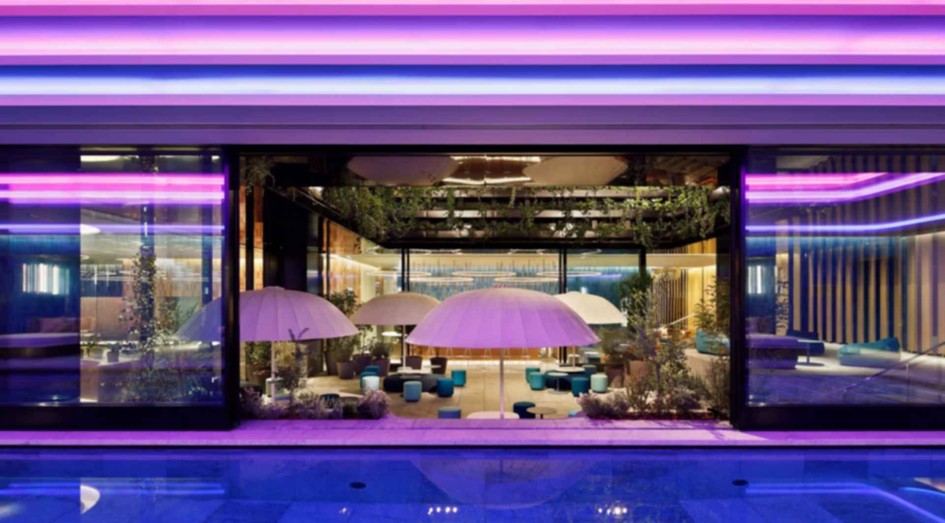 W Osaka - Courtyard