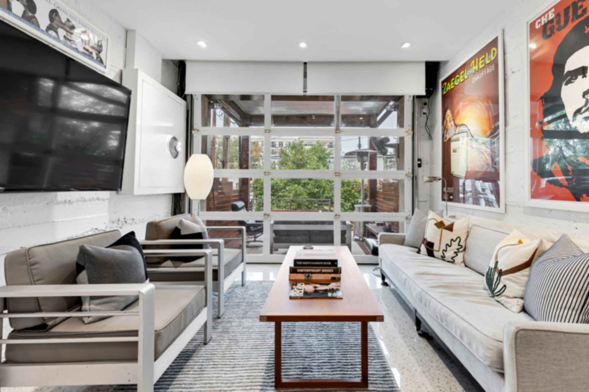 Roland Avenue - Living Room