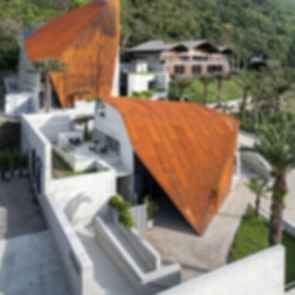 Paul Chiang Art Center - Roof