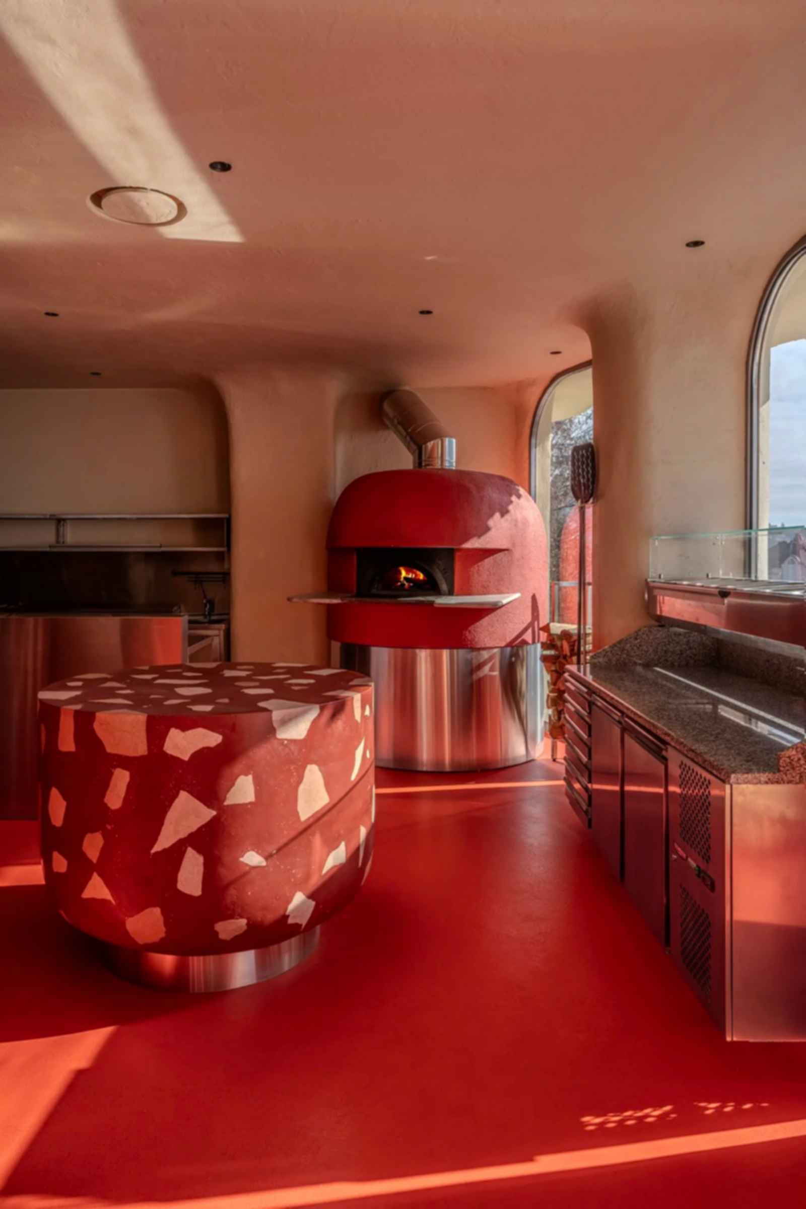Rosso - Kitchen