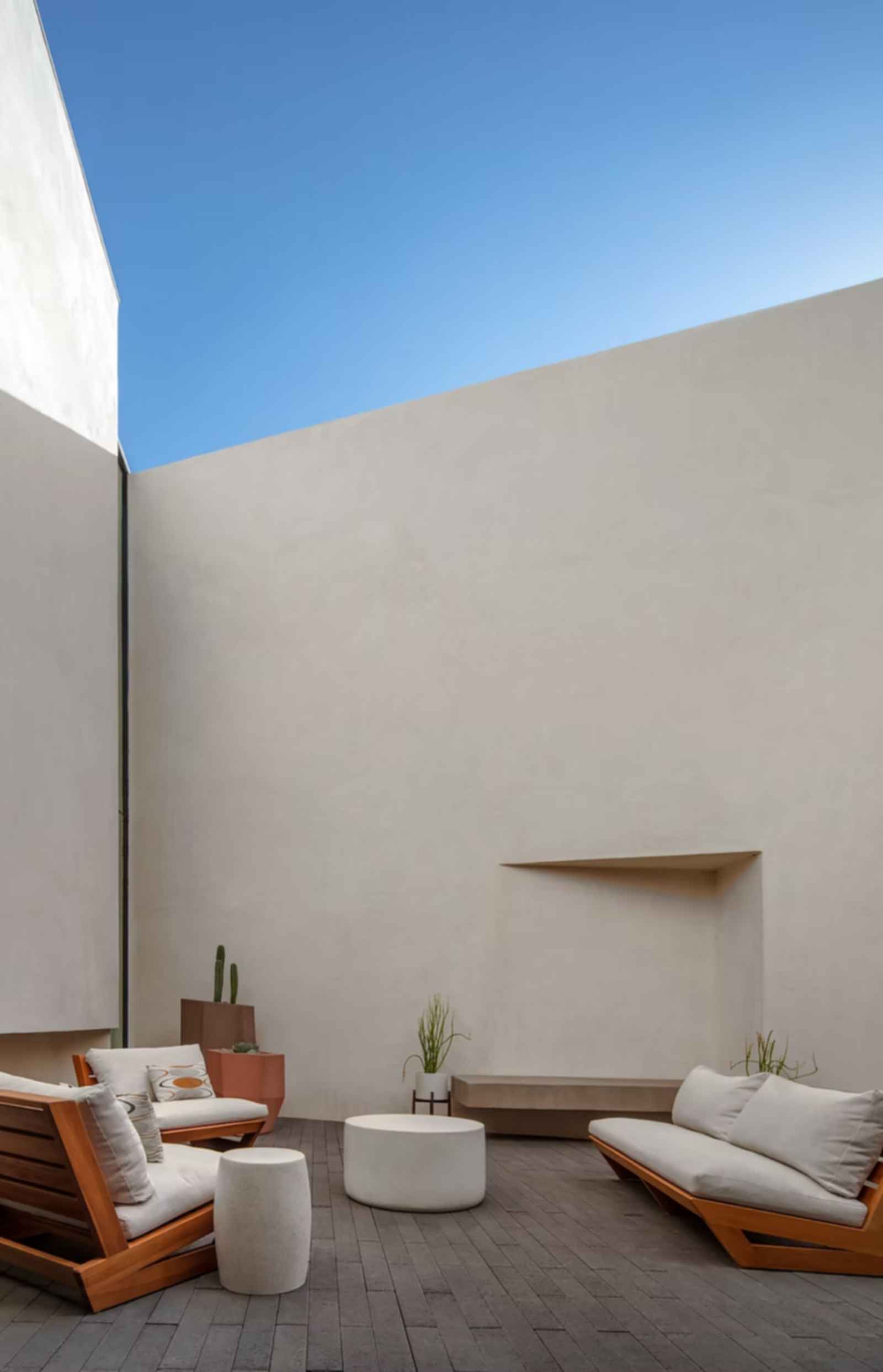 Casa Schneider - Courtyard