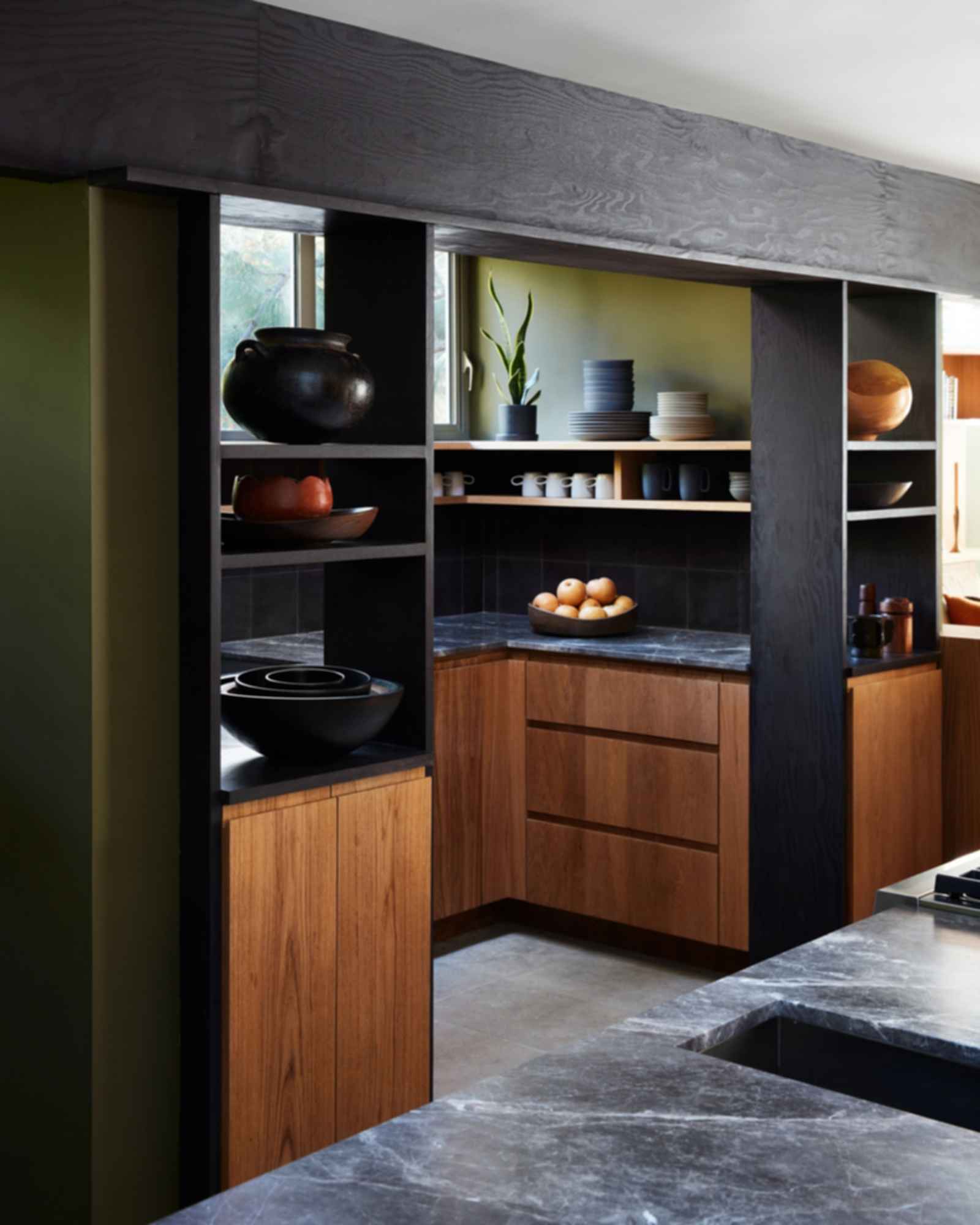 Ledgewood Drive - Kitchen