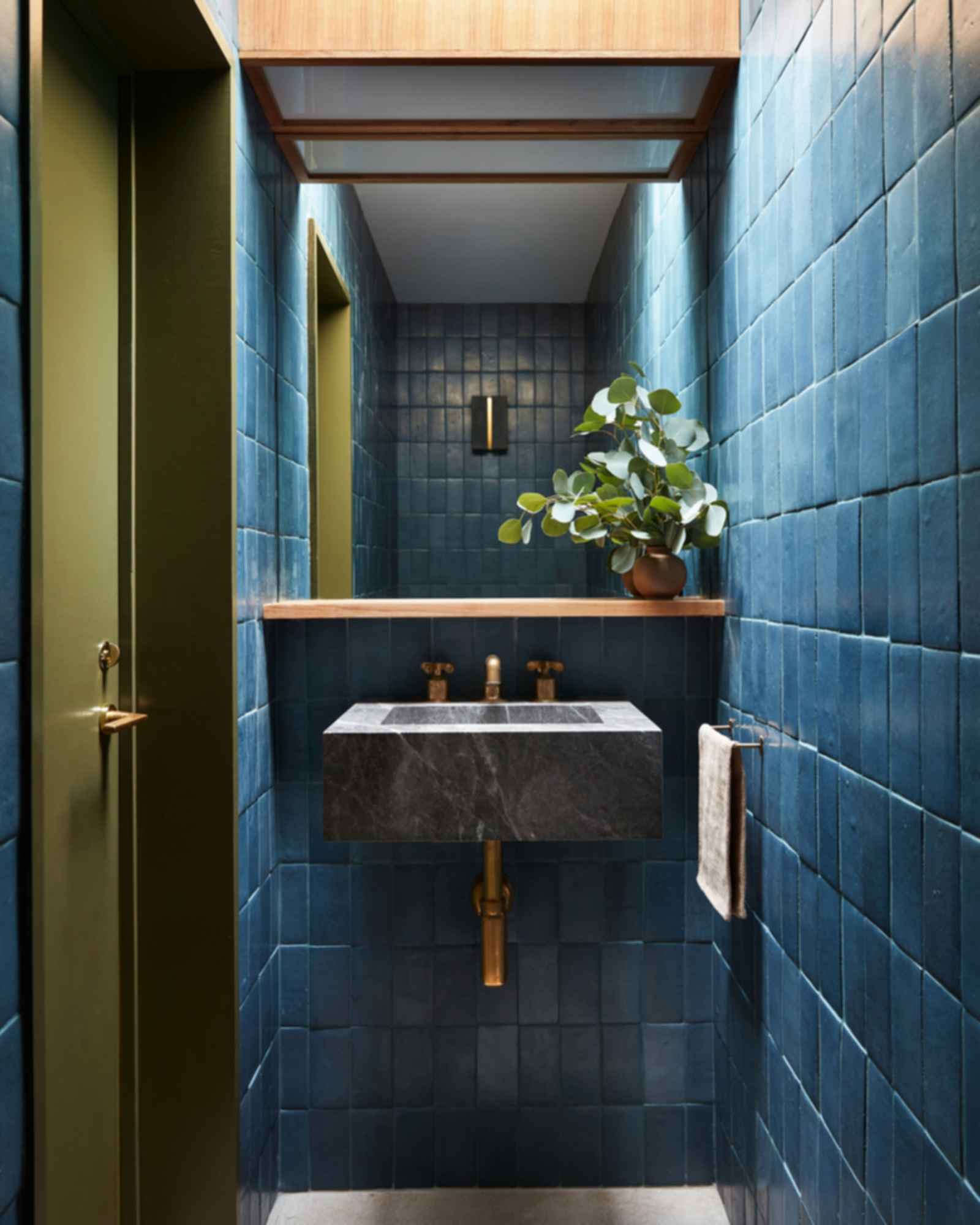 Ledgewood Drive - Bathroom