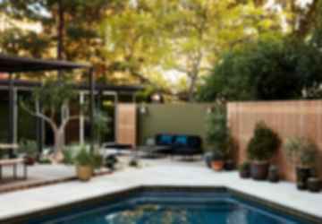 Ledgewood Drive - Outdoor Area