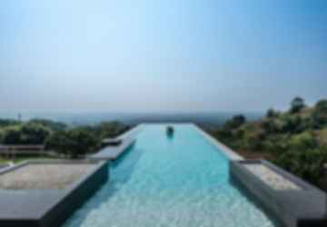 Aurelia - Pool