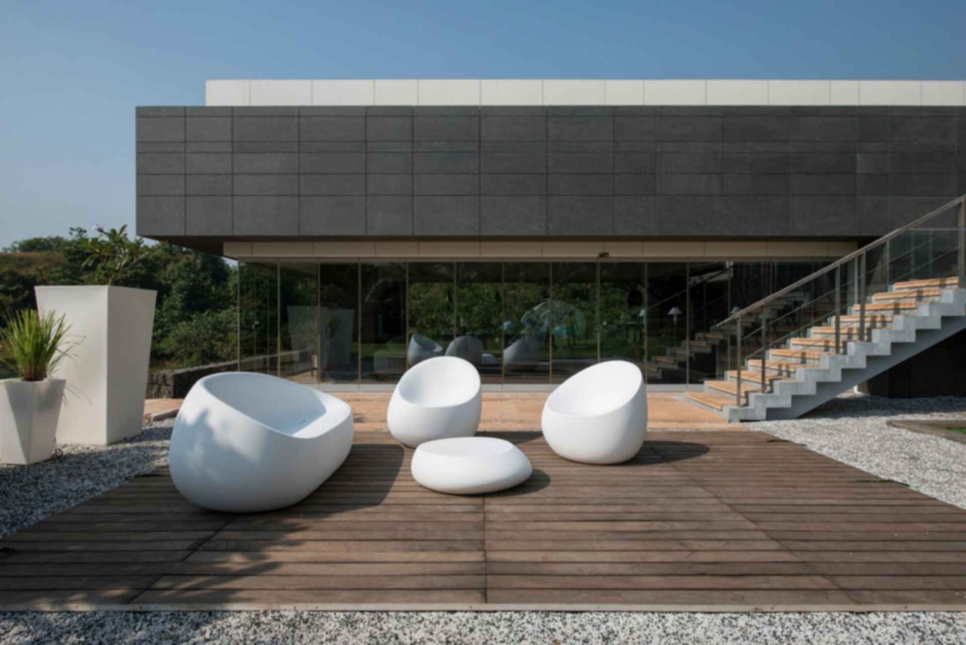 Aurelia - Outdoor Seating