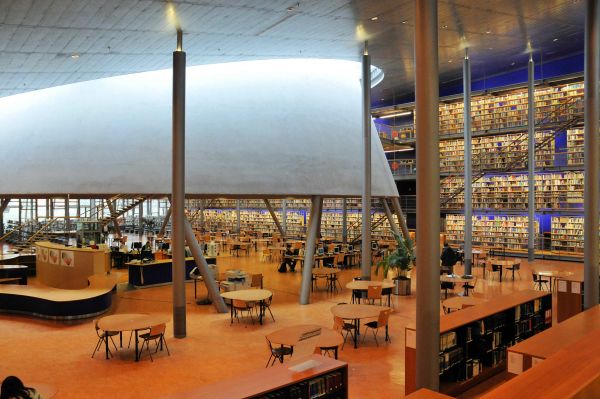 TU Delft Library Interior