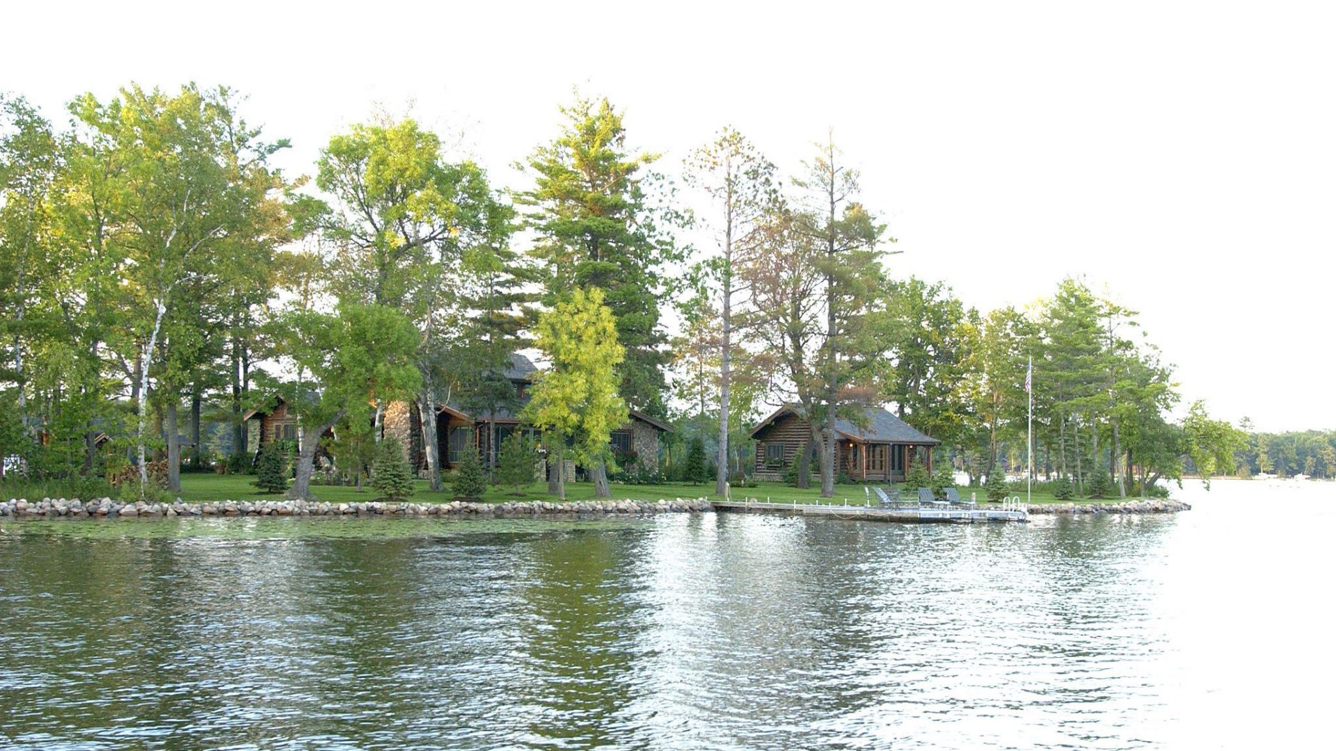 Bay Lake Cabin exterior