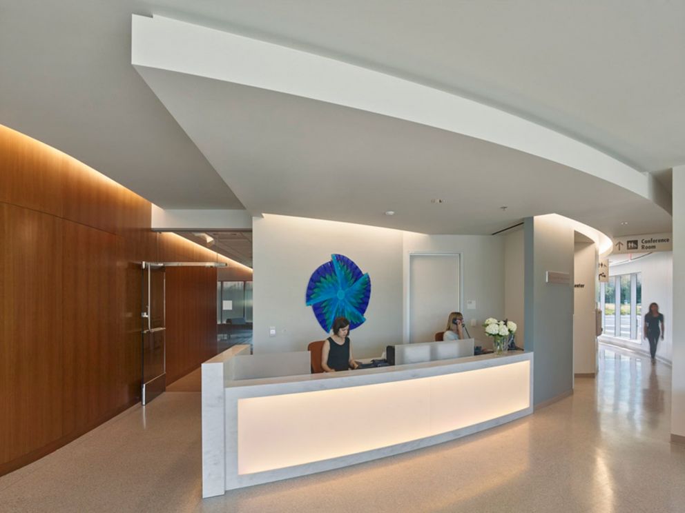 Kaiser Permanente Radiation Oncology Center - interior/reception ...