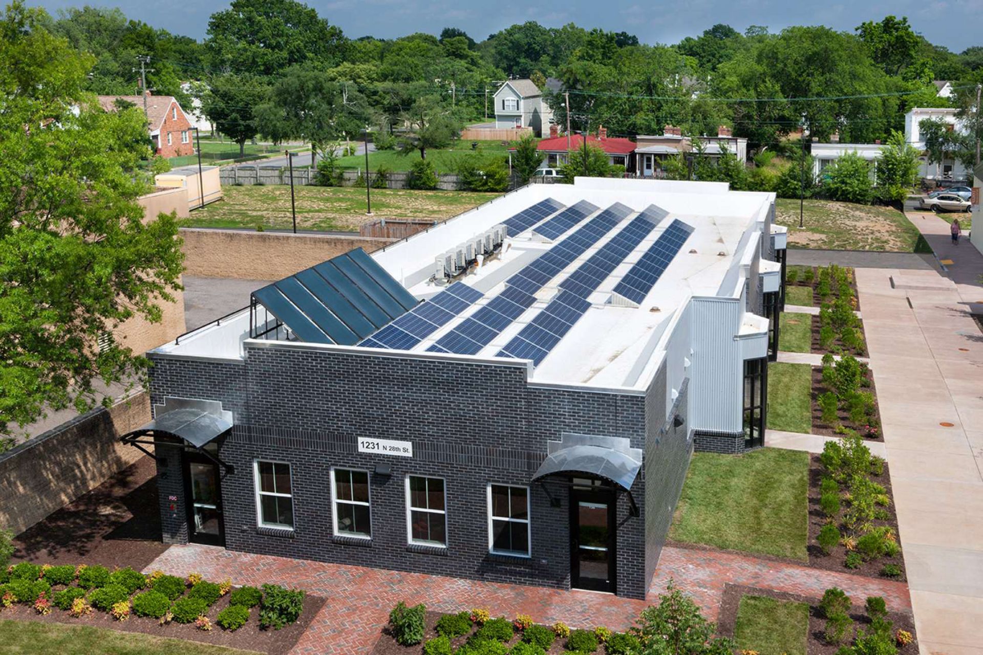 Stunning Off-Grid Penthouse Apartment Net-Zero Energy Homes image