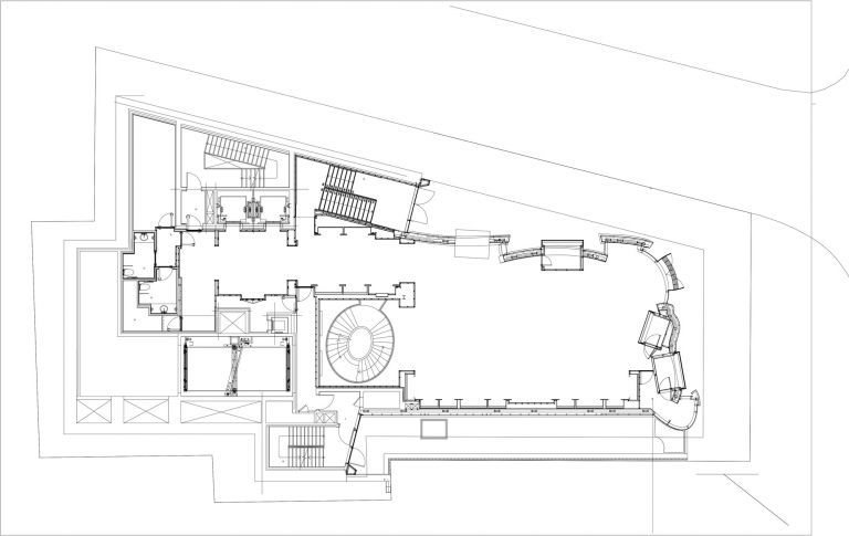 House of Dior - Floor Plan - modlar.com