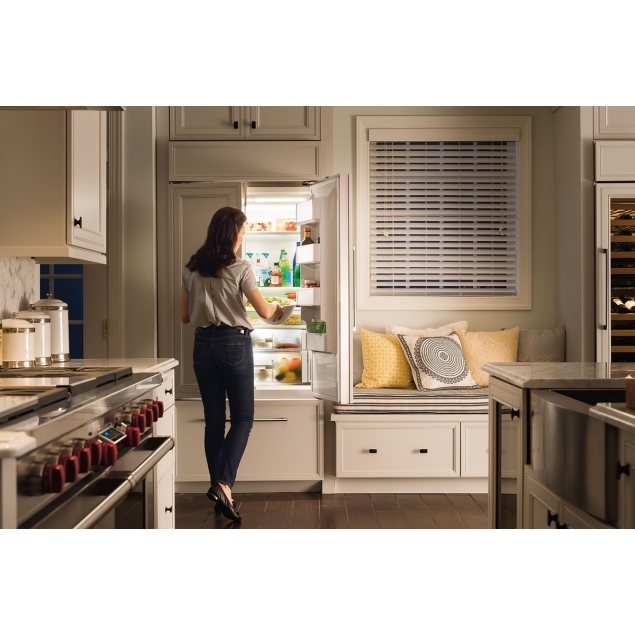 42" Classic French Door Refrigerator/Freezer with Internal Dispenser