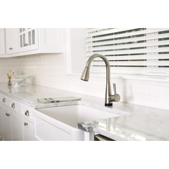 Venuto Single Handle Pull Down Kitchen Faucet With Smarttouch